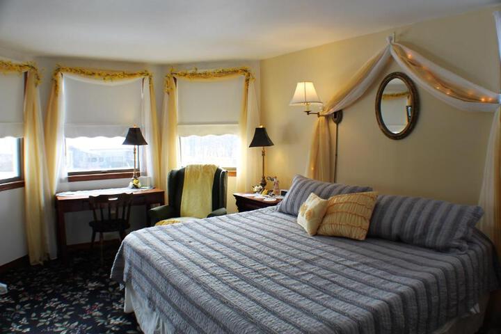 The White Birch Inn