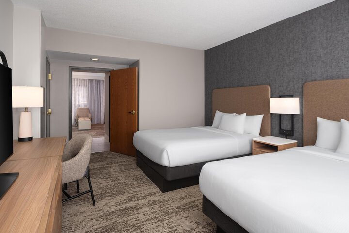 Embassy Suites by Hilton at Hot Springs Convention Center