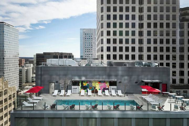 citizenM Austin Downtown