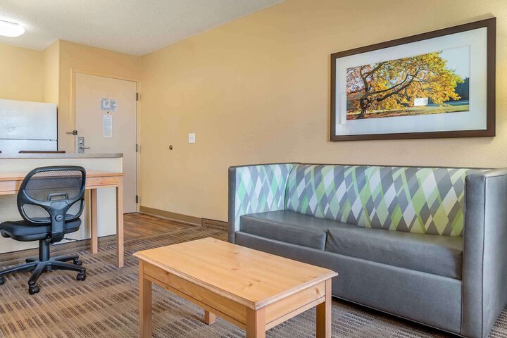 Room 20 of 28
