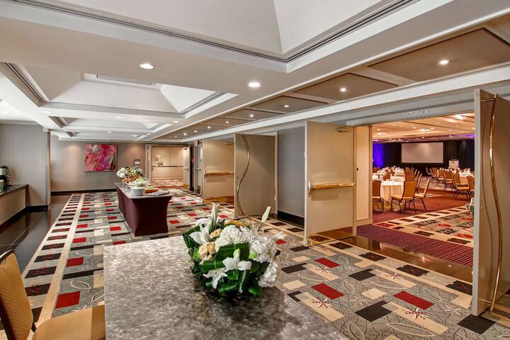 DoubleTree by Hilton Hotel Toronto Downtown