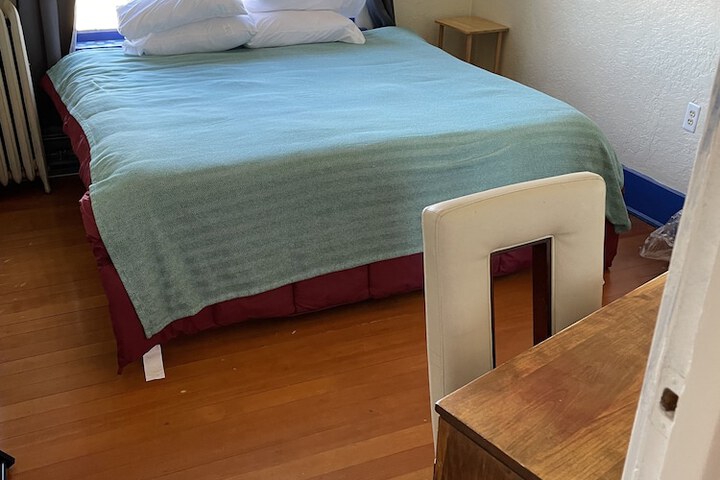 Room 97 of 104