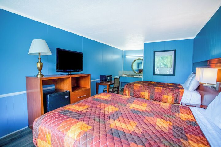 Room 34 of 39