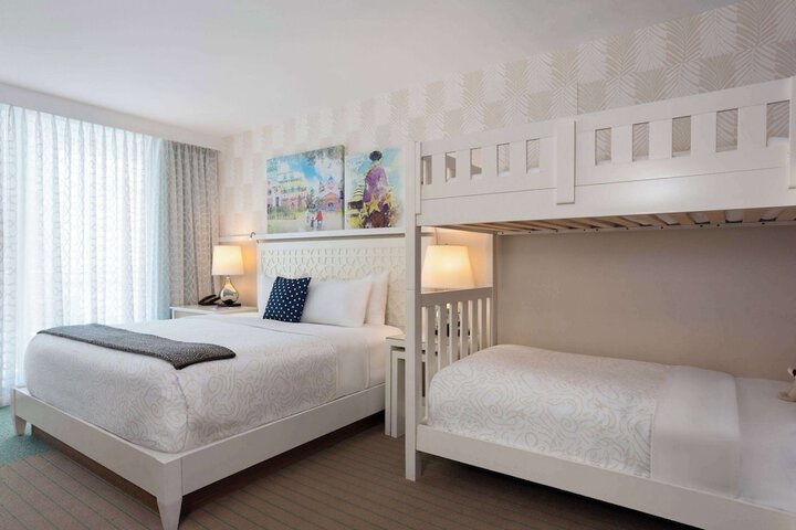 Wyndham Grand Clearwater Beach