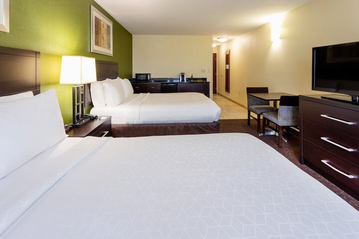 Room 14 of 35
