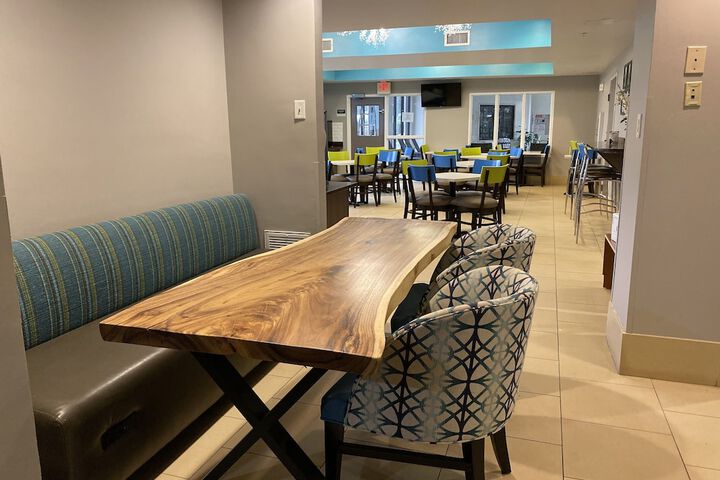 Hotel Interior 10 of 43