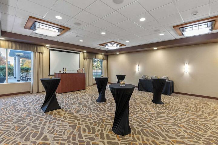 Cambria Hotel Plano Frisco