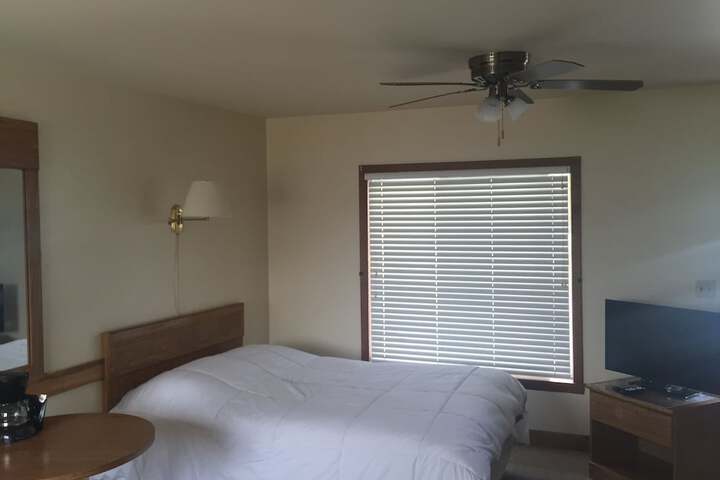 Room 9 of 22