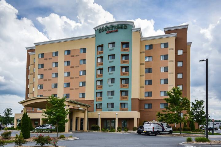 Hotel 2 of 35