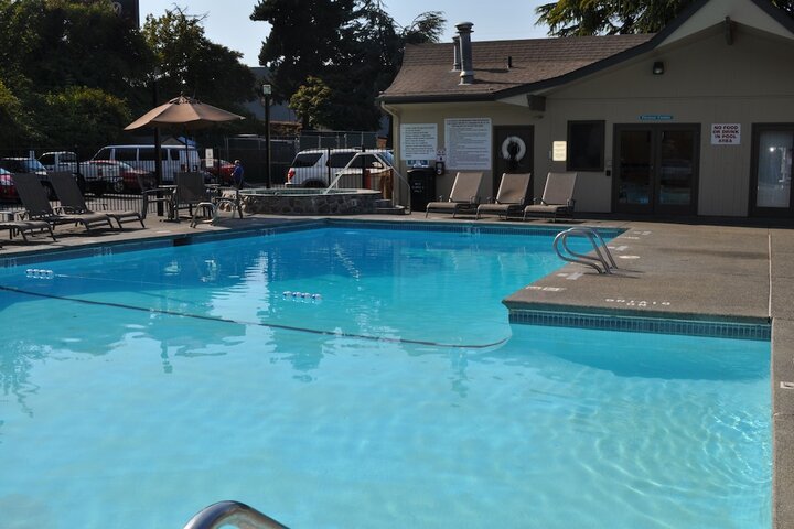Pool 12 of 59