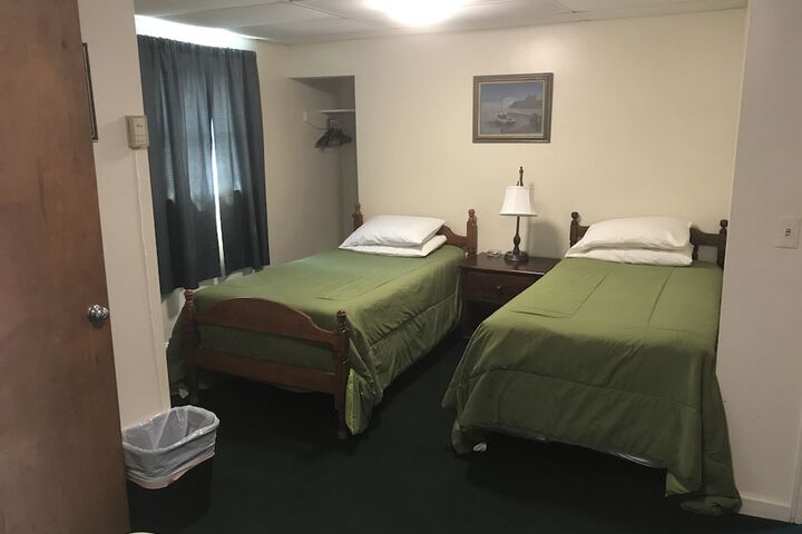 Room 47 of 98