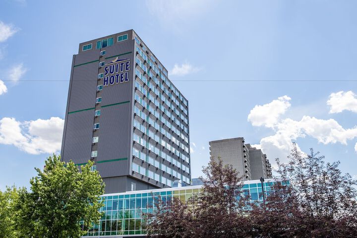 Hotel 2 of 47