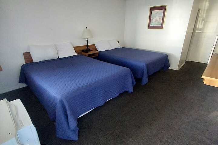 Room 13 of 15