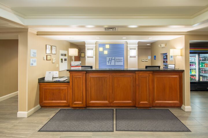 Holiday Inn Express Hotel & Suites Auburn by IHG
