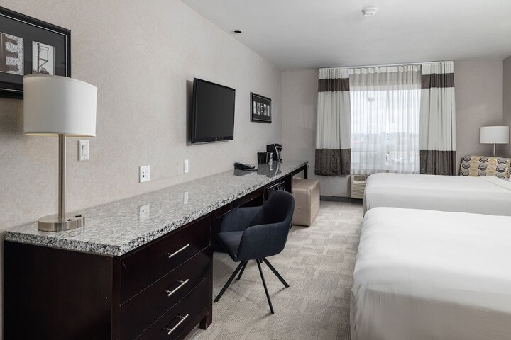 Room 15 of 37