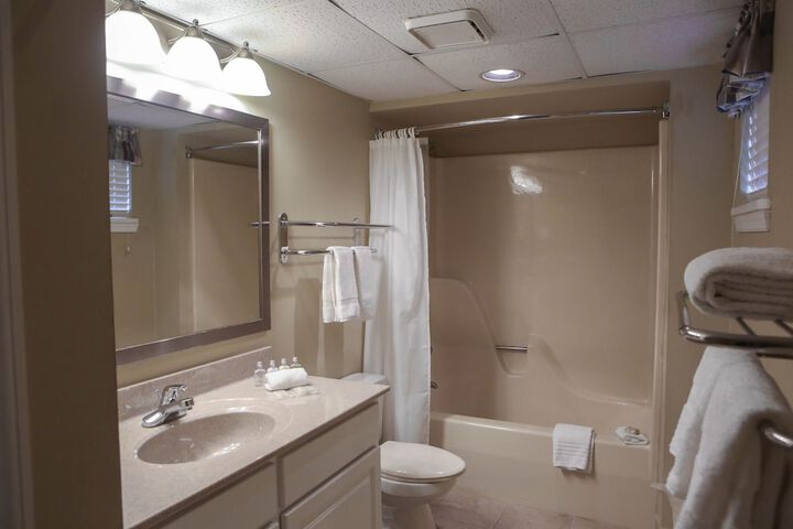 Room 17 of 59