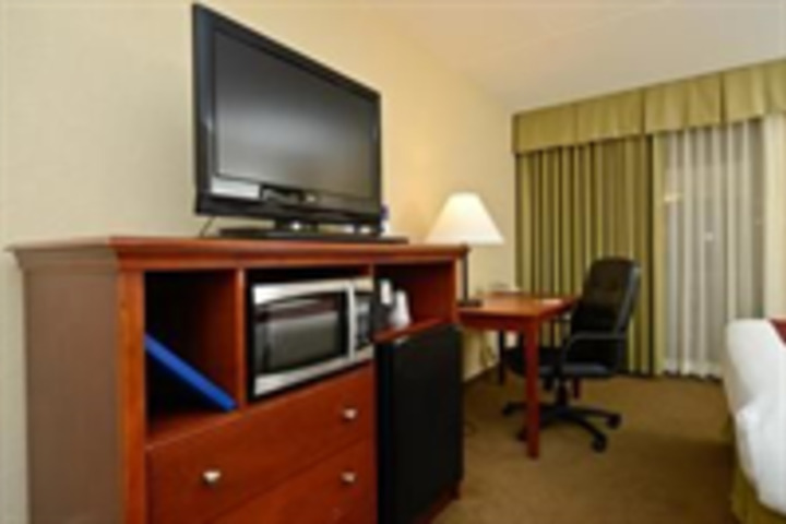 Quality Inn & Suites
