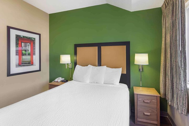 Room 21 of 29