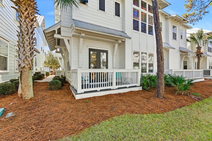 Prominence on 30A by Panhandle Getaways