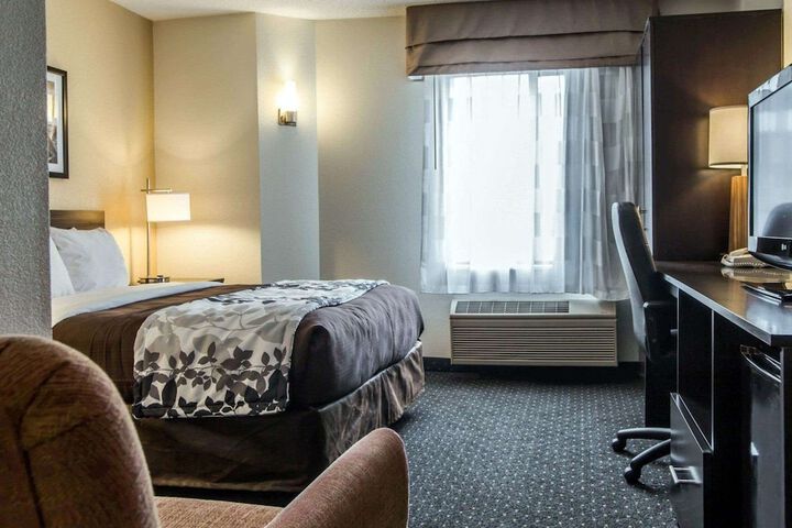 Room 7 of 23