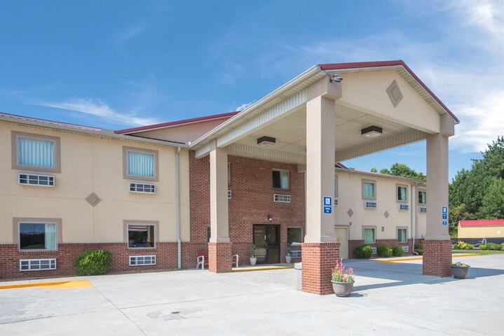 Hotel 3 of 38