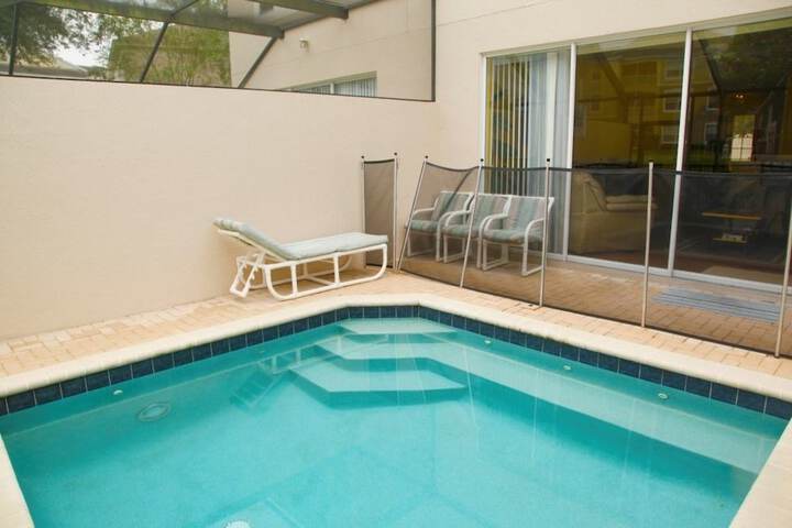 Pool 5 of 39