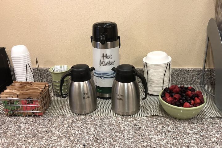 Quality Inn & Suites Minot North