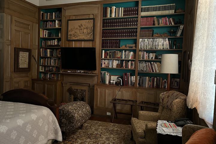 Room 41 of 109