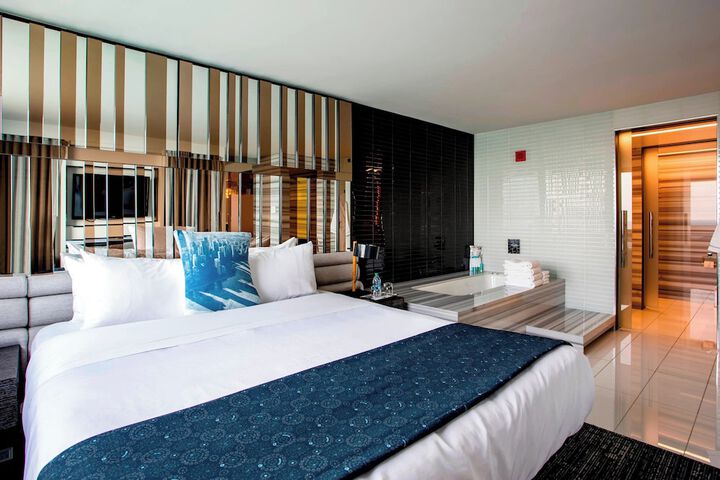 Room 36 of 71