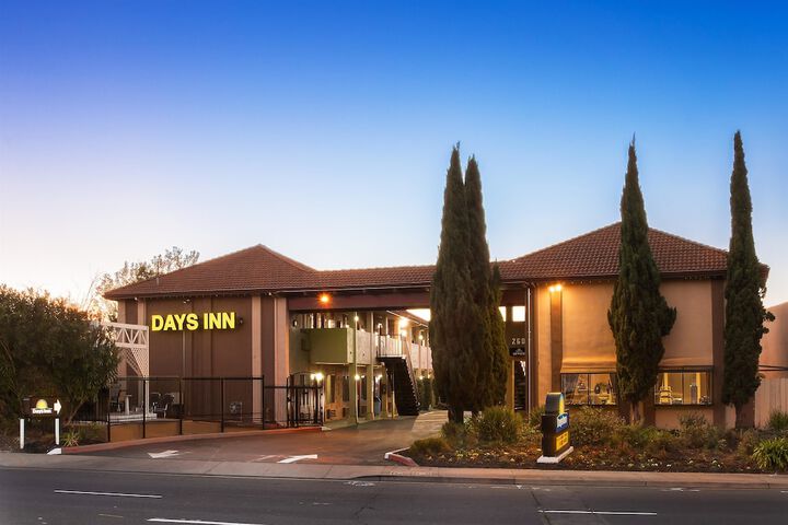 Days Inn by Wyndham Pinole Berkeley