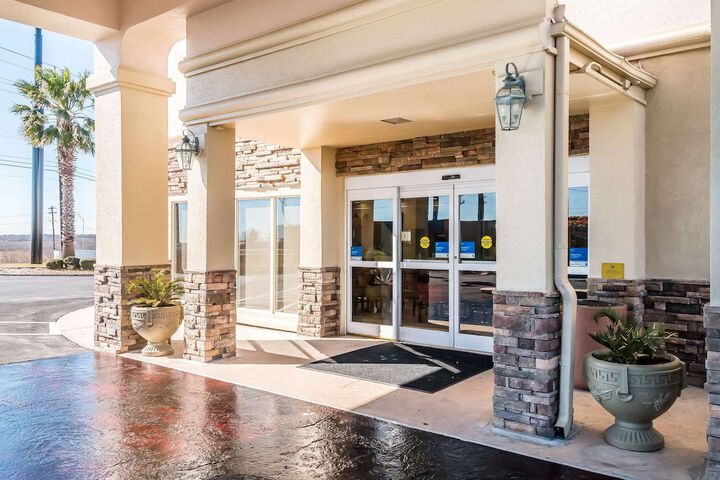 Hotel 4 of 38
