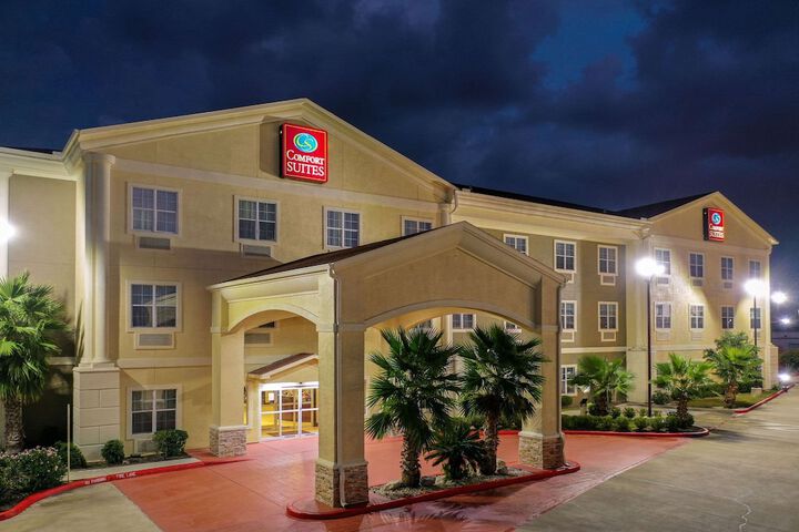Hotel 3 of 34