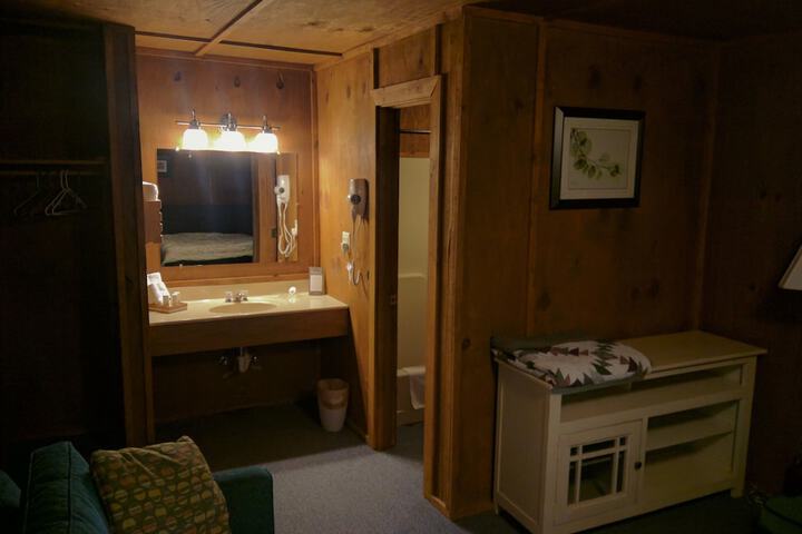 Room 27 of 53