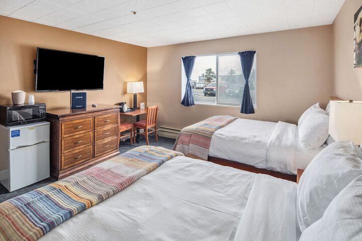 Room 110 of 183