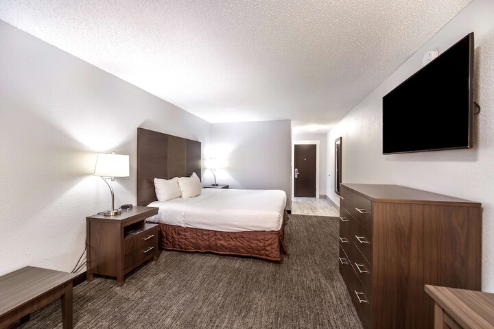 Room 21 of 32