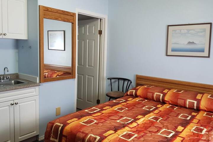 Countryside Inn