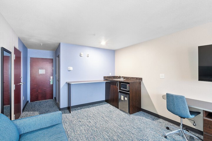 Garner Hotel Gonzales by IHG