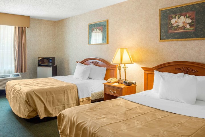 Room 16 of 35