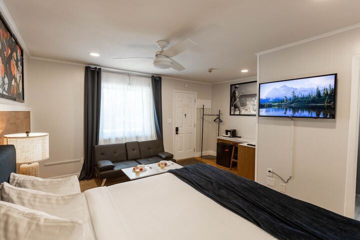 Room 44 of 78