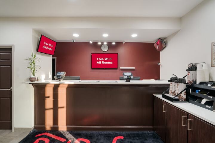 Hotel Interior 11 of 40