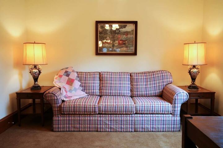 Room 16 of 35