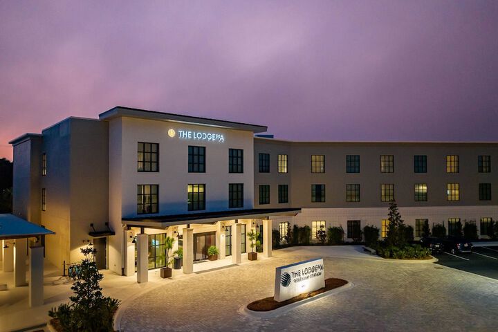 Hotel 4 of 38