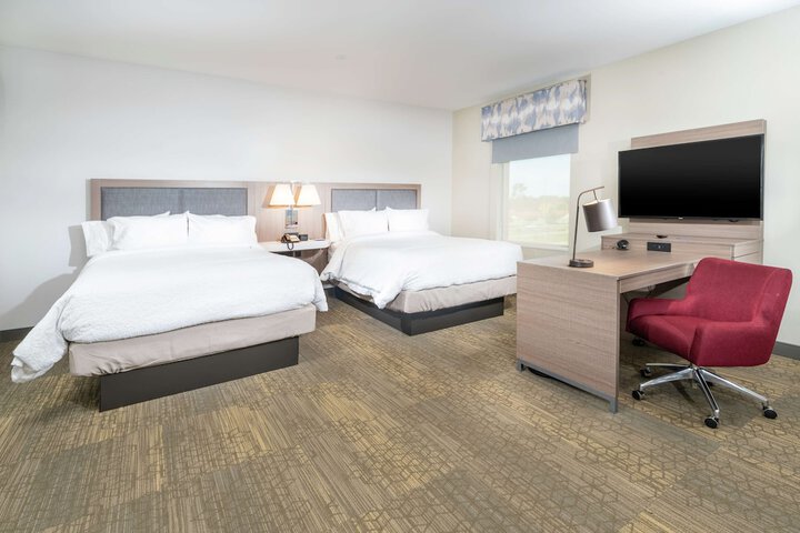 Room 11 of 33