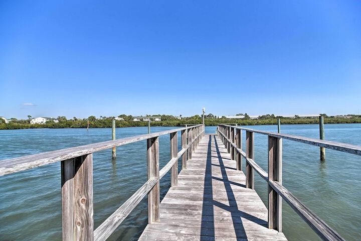 Large Balcony & Water Views: Indian Shores Condo!