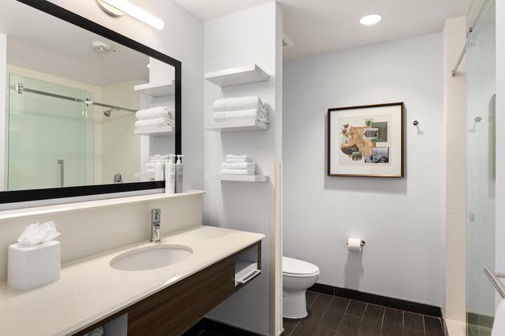 Hampton Inn & Suites Los Angeles - Glendale
