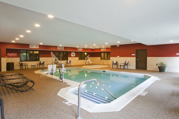 Pool 4 of 47