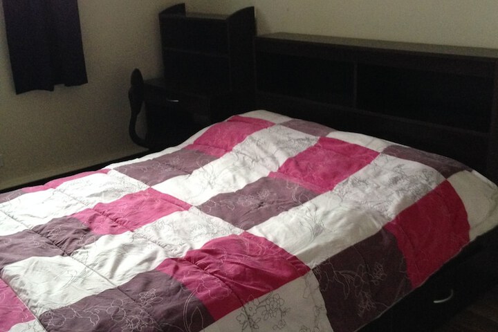 Room 18 of 28