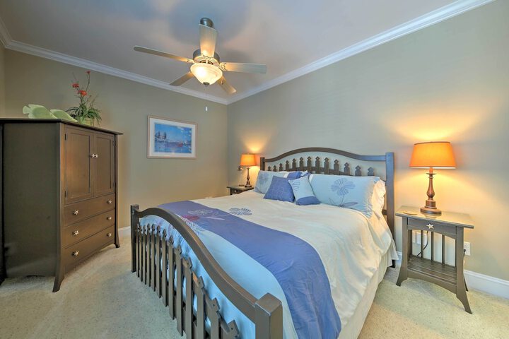 Manteo Waterfront Resort Home w / 30-ft Dock!