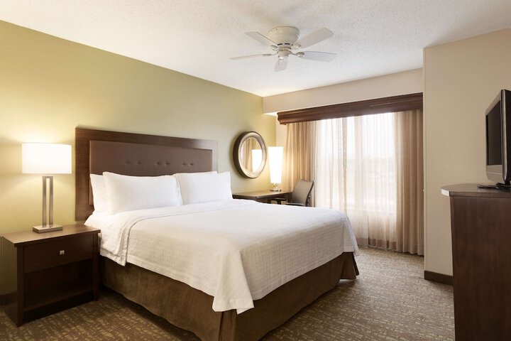 Room 8 of 24