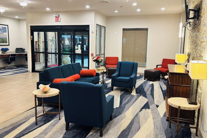 Comfort Suites Plymouth near US-30